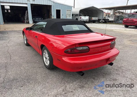 1994 Chevrolet Camaro Z28 z USA, uszkodzony, nr VIN 2G1FP32P0R2149059